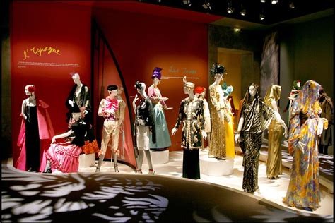 cerchietto yves saint laurent|ysl st laurent museum.